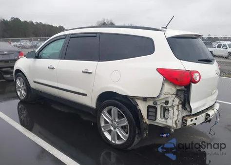 2010 Chevrolet Traverse Ls from USA, damaged, VIN 1GNLVEED9AJ261900